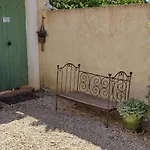 En Amoureux, Cocktail De Bienvenue Sur Notre Terrasse Provençale