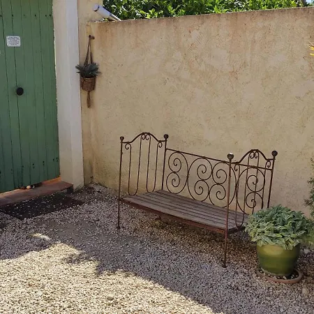Sejour En Amoureux, Cocktail De Bienvenue Sur Notre Terrasse Provencale