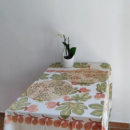 Sejour En Amoureux, Cocktail De Bienvenue Sur Notre Terrasse Provencale Apartment Hyeres